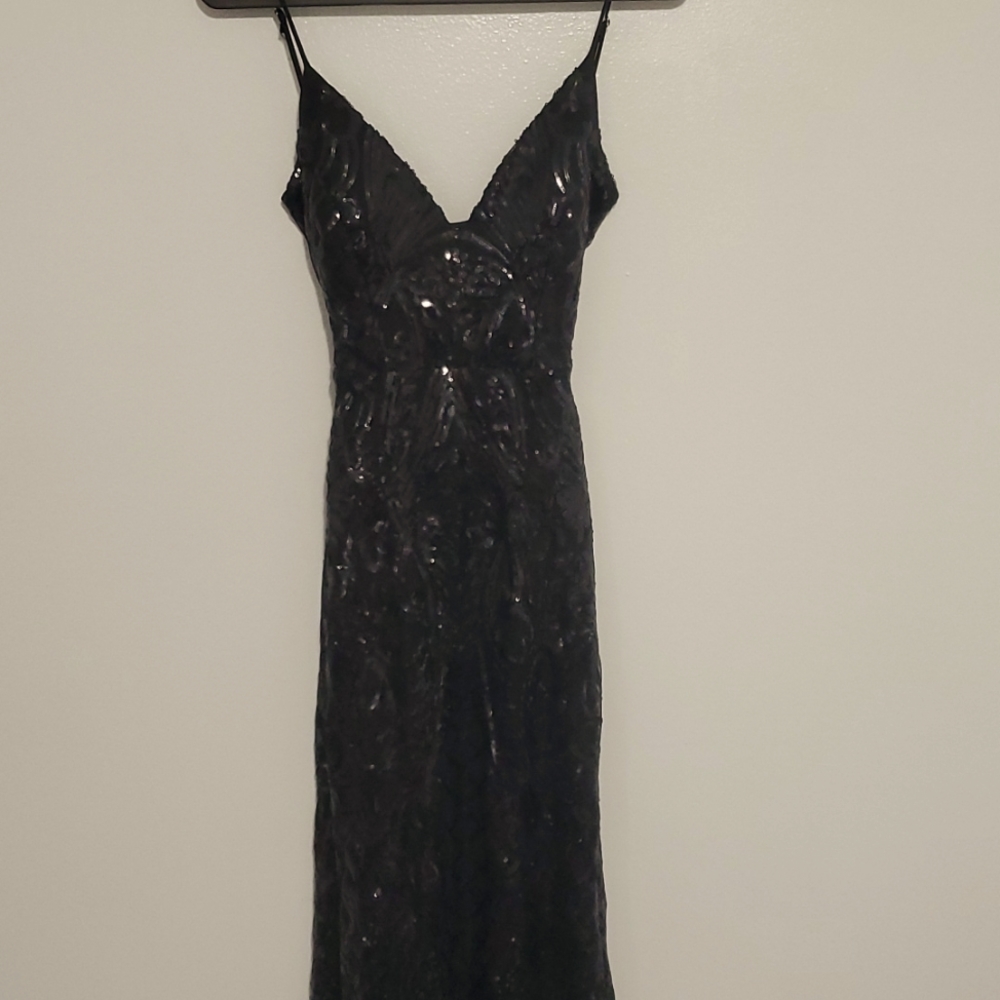 Beautiful black sequin prom dress size 1 formal
